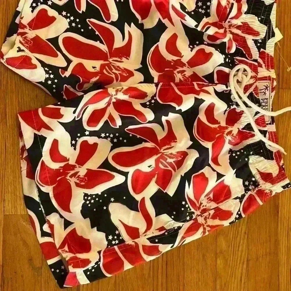 Free Planet Surf and Swim Men’s 2 piece swim trunks and top red white blue small - Picture 3 of 14